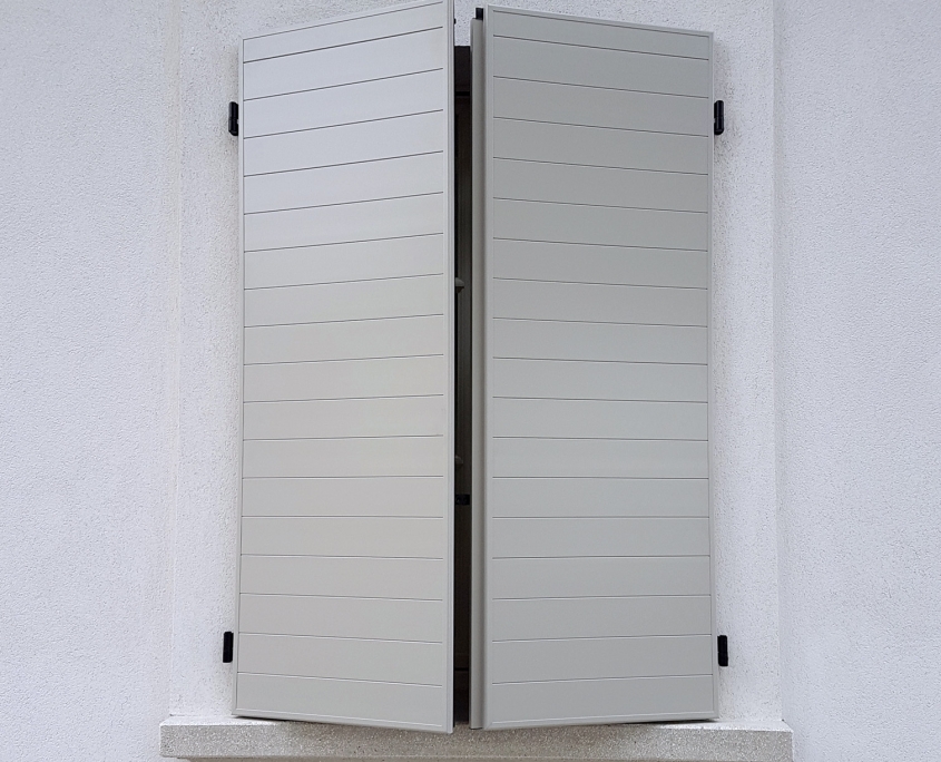 Scuri cardine scuro in alluminio