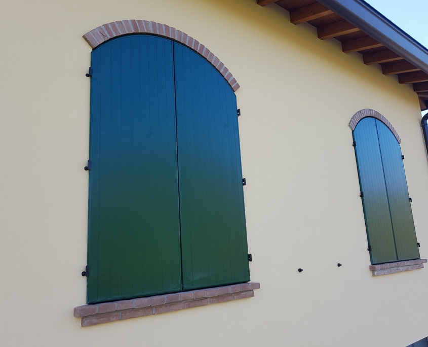 taro-scuri scuro in alluminio